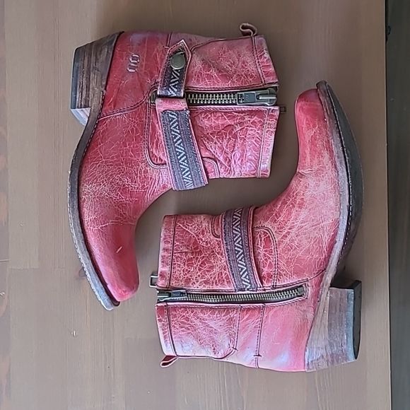 Bed Stu Red Western Style Cowboy Bootie Size 9.5 - Picture 2 of 9
